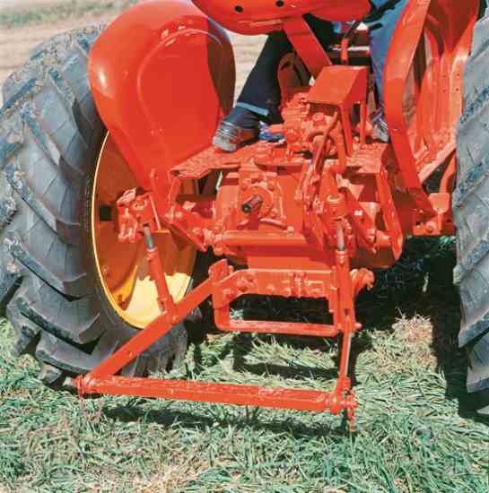 With its utility front end and if equipped with the optional hydraulics and three-oint hitch, the 21 Colt provided good competition for the Ford 8N.